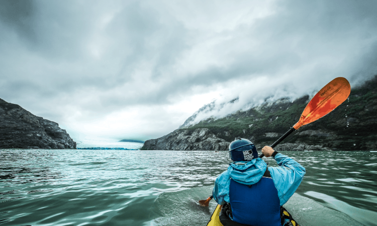 Kayak Lake Grey